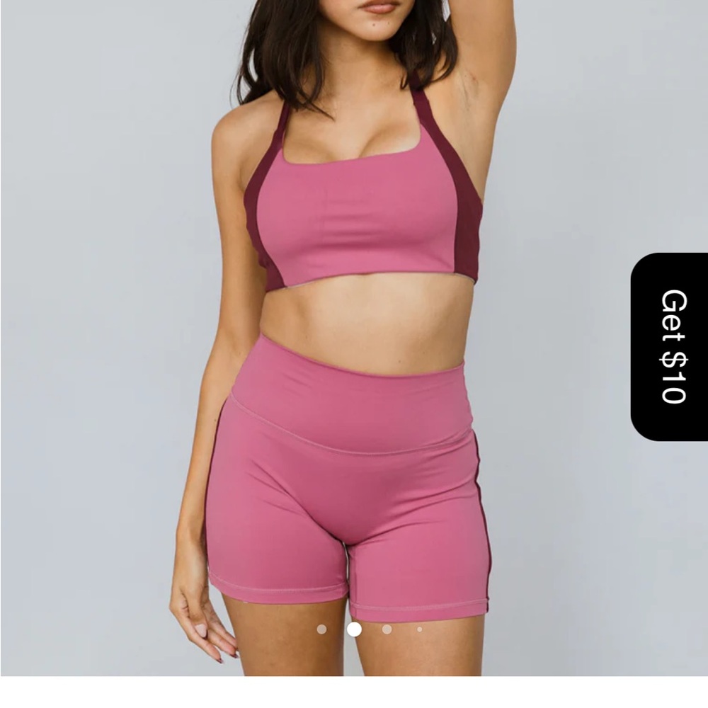 Women's Athletic Set in Pink